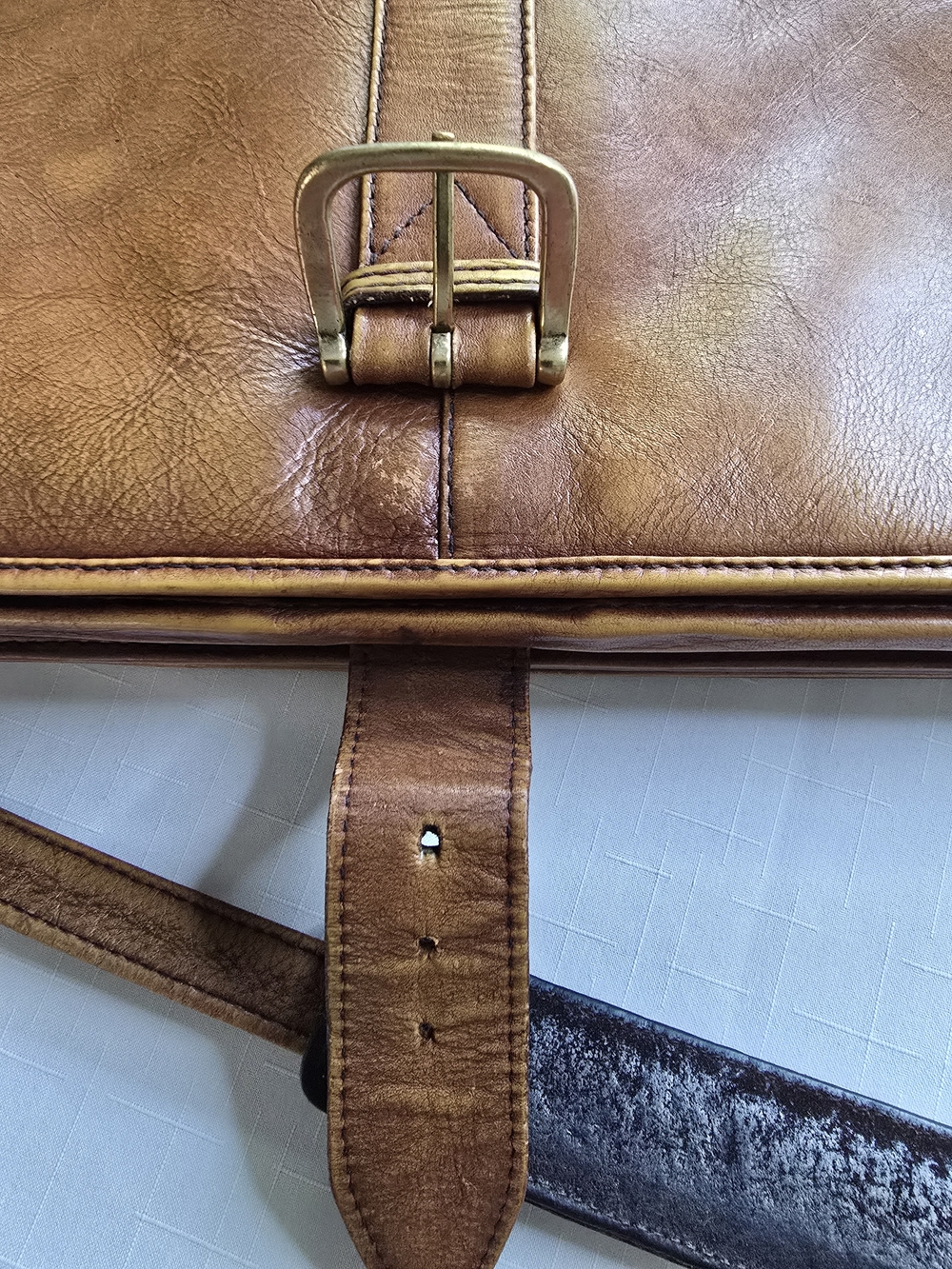Premium Tan Leather Briefcase with Buckle Closure Office Business - Picture 2 of 9